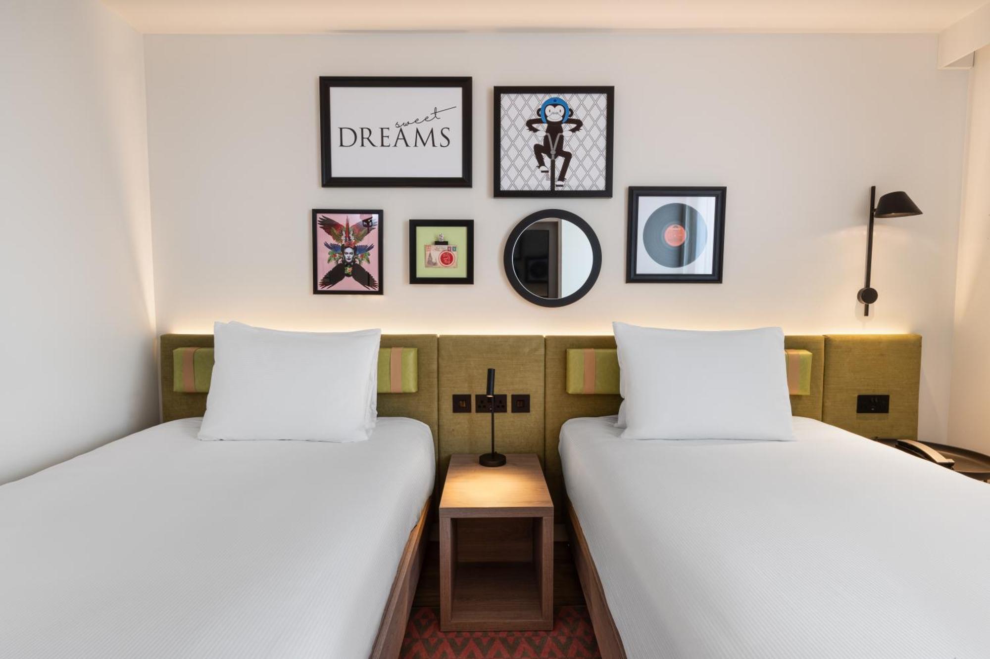 Hampton By Hilton Dublin City Centre Bagian luar foto