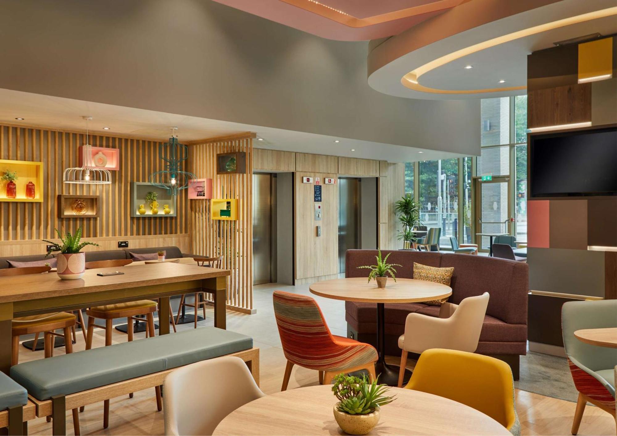 Hampton By Hilton Dublin City Centre Bagian luar foto